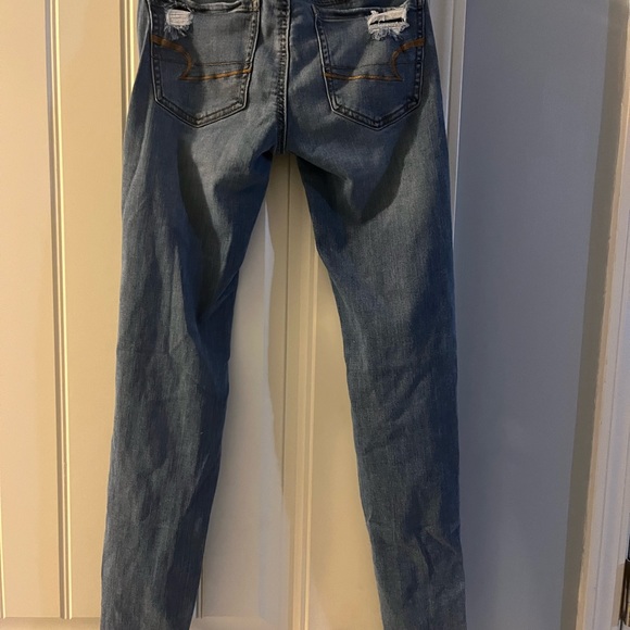 Really nice American eagle jeans. Size 0 in woman’s . - Picture 2 of 3